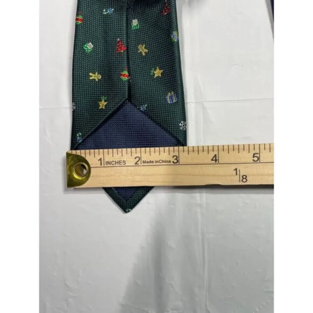 Roundtree & Yorke Christmas Holiday Tie Green Blue Festive Novelty Men's Necktie